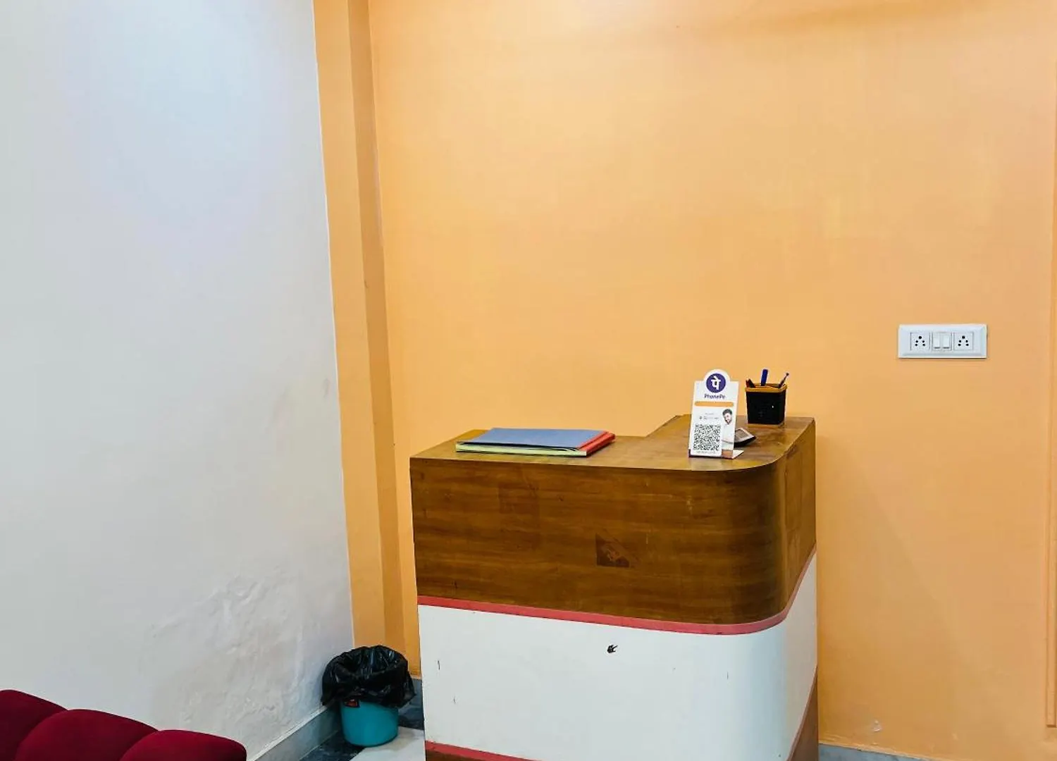 Hotel Premium Grand Fully Air Condition And Spacious Room Top Rated And Most Luxury Hotel Near Taj Mahal Agra  3*, Agra (Uttar Pradesh)